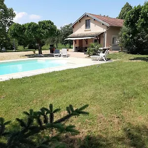  Appartement à La Campagne Avec Piscine